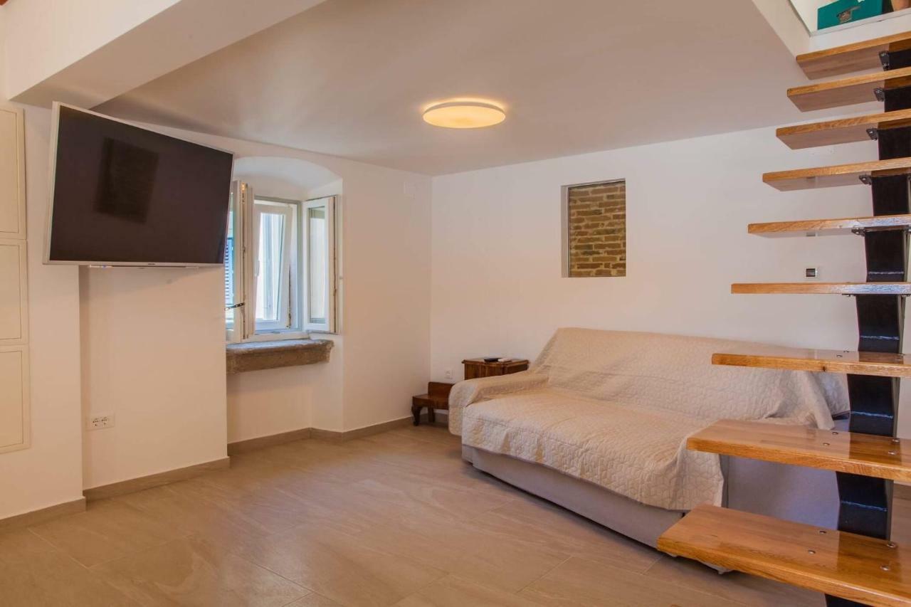 Apartmani Kraj Mora كريس المظهر الخارجي الصورة